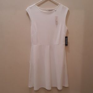 Womens Dress. NY & Co Sz M. NWT